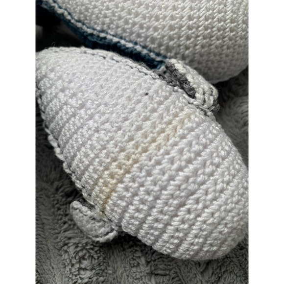 Hand Crocheted 3 Blue Grey  Whales Momma Babies Nautical Nursery Marine Fish‎ - Picture 9 of 10